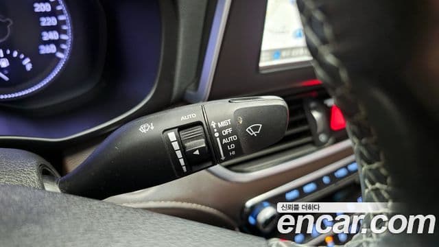 Hyundai Grandeur IG Premium, 2019 18