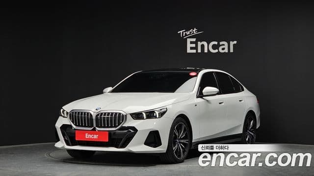BMW 5시리즈 (G60) 530i xDrive M Sport, 2025 1