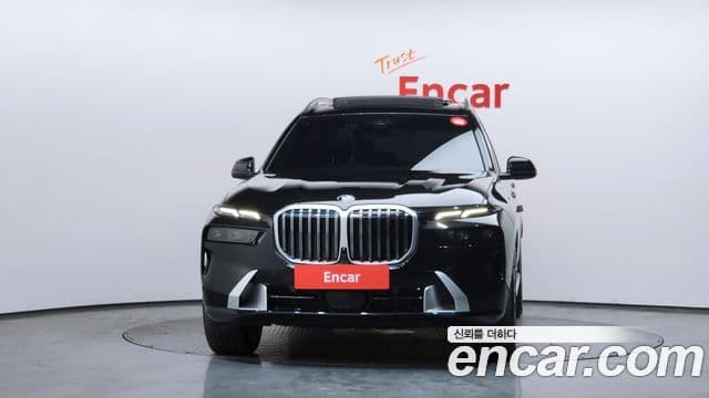 BMW X7 (G07) xDrive 40i Design Pure Excellence 6인승, 2024 3