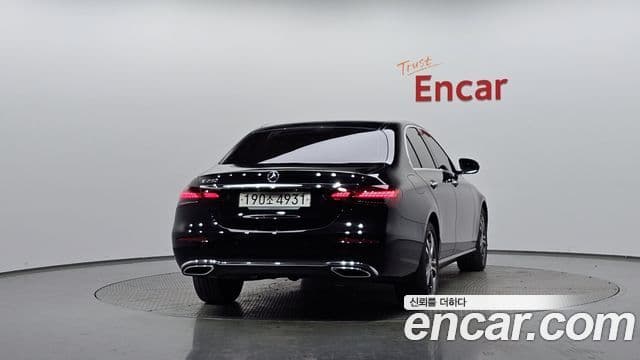 Mercedes-Benz E-класс W213 Avantgarde, 2023 4