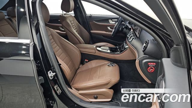 Mercedes-Benz E-класс W213 Avantgarde, 2023 12