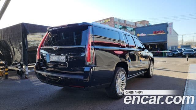 Cadillac Escalade 4세대, 2018 2