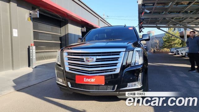 Cadillac Escalade 4세대, 2018 3