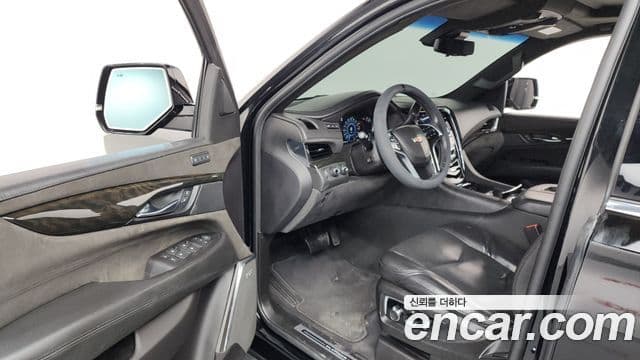 Cadillac Escalade 4세대, 2018 10