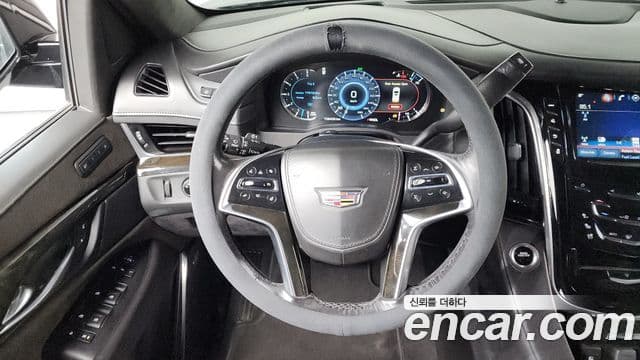 Cadillac Escalade 4세대, 2018 13