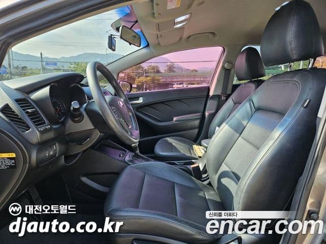 Kia K3 Deluxe, 2015 8