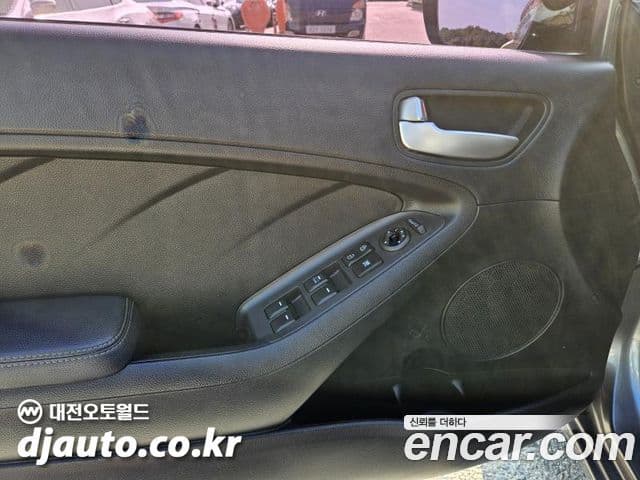 Kia K3 Deluxe, 2015 12