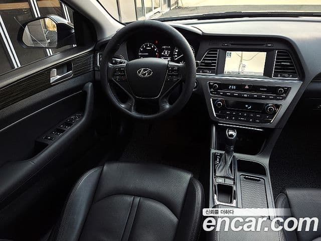 Hyundai LF Sonata 2.0 Smart, 2015 6