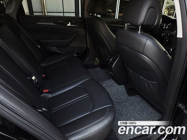 Hyundai LF Sonata 2.0 Smart, 2015 10