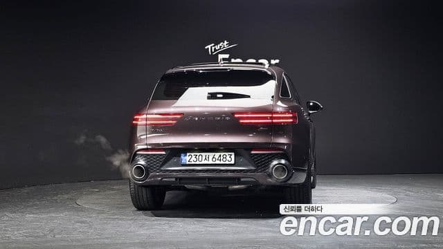 Genesis GV70, 2023 4