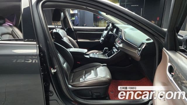 Hyundai Grandeur IG Modern, 2018 11