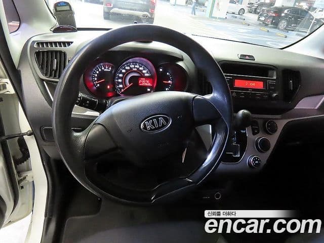 Kia Ray фургон /, 2016 8