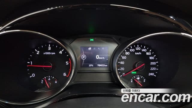 Kia All New Carnival Prestige, 2016 8