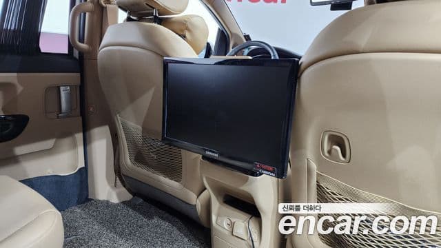 Kia All New Carnival Prestige, 2016 18