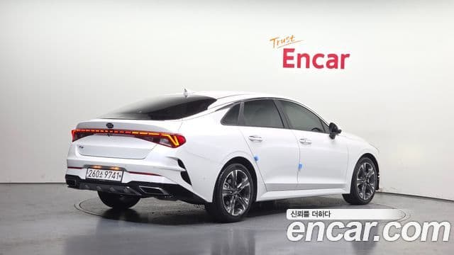 Kia K5 3세대 Signature, 2020 2