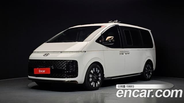 Hyundai Staria Inspiration, 2025 1