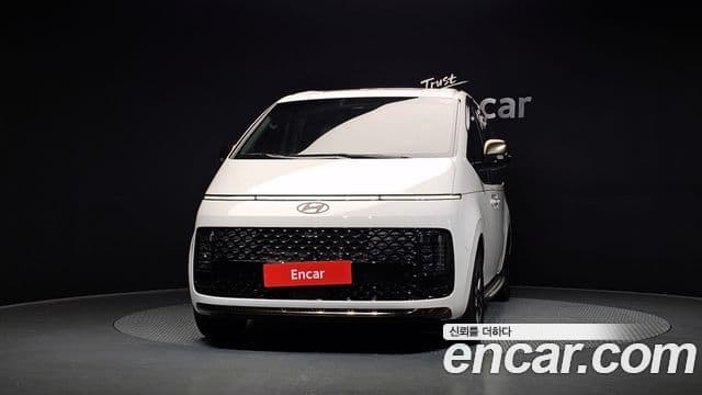 Hyundai Staria Inspiration, 2025 3