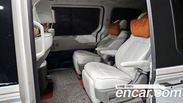 Hyundai Staria Inspiration, 2025 12