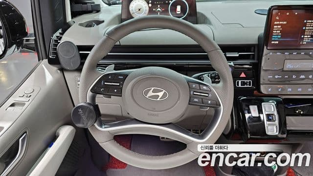 Hyundai Staria Inspiration, 2025 13