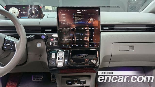 Hyundai Staria Inspiration, 2025 14