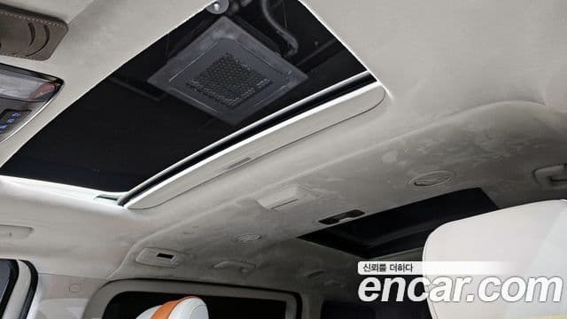 Hyundai Staria Inspiration, 2025 19