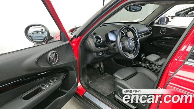 Mini Cooper 클럽맨 2세대, 2023 10