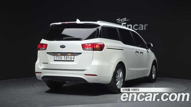 Kia All New Carnival Luxury, 2018 2