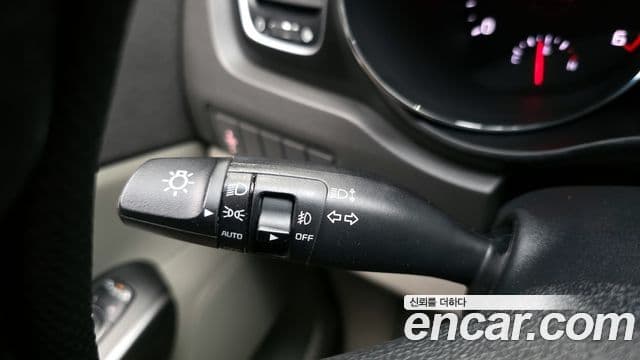 Kia All New Carnival Luxury, 2018 18