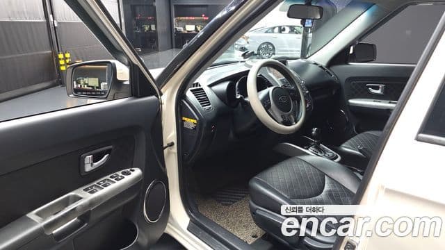 Kia Soul Eco Plus, 2012 10