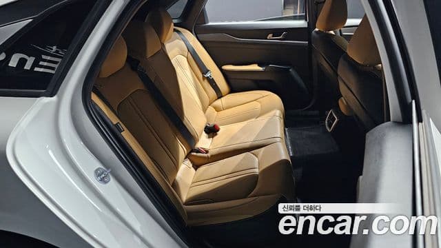 Kia K5 3세대 Trendy, 2021 12