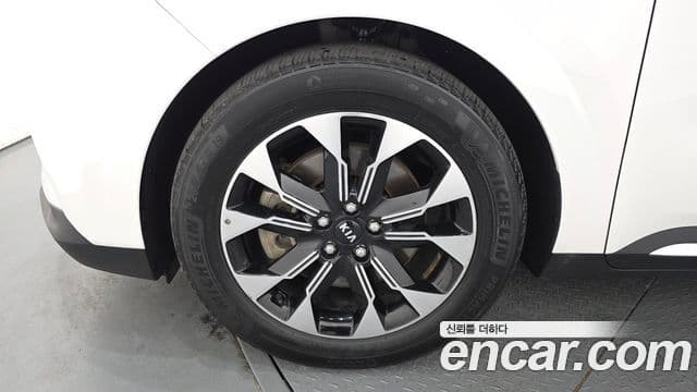 Kia Carnival 4세대 Signature, 2021 все фото
