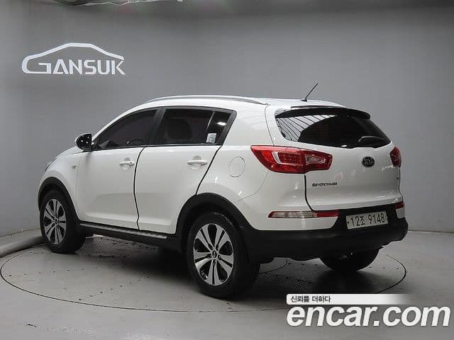 Kia Sportage R люксовая версия, 2013 3