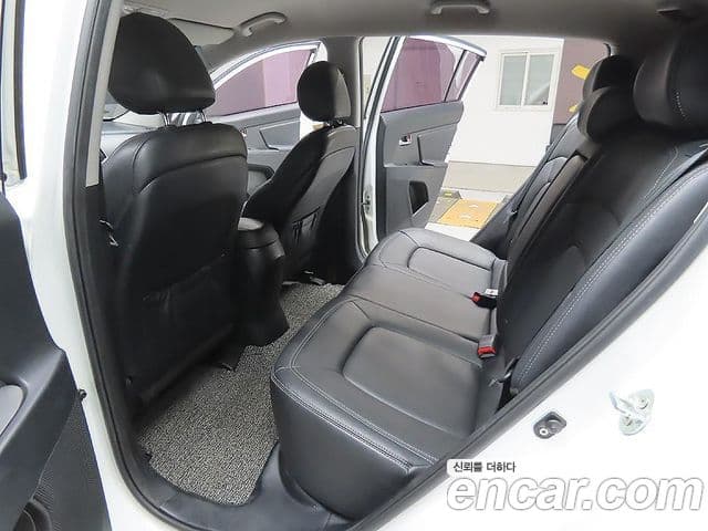 Kia Sportage R люксовая версия, 2013 10
