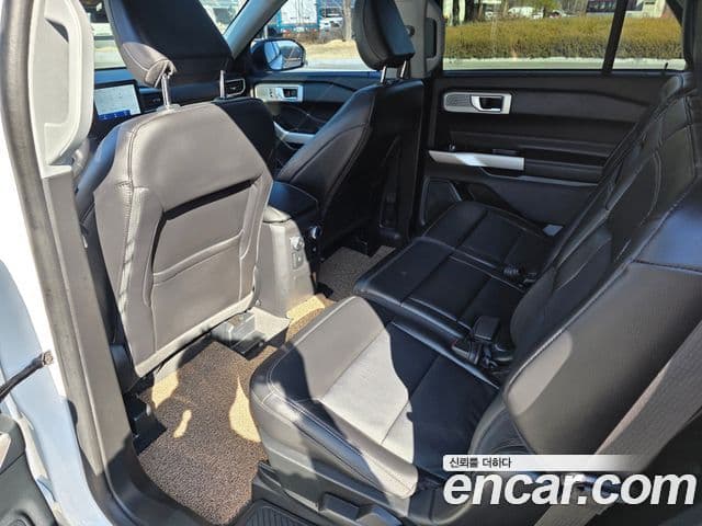 Ford Explorer 6세대 2.3 Limited 4WD, 2023 11