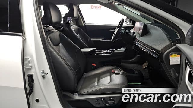 Kia EV6 Earth, 2023 10