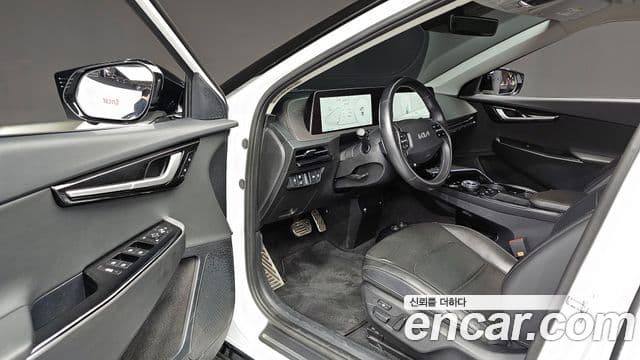 Kia EV6 Earth, 2023 11