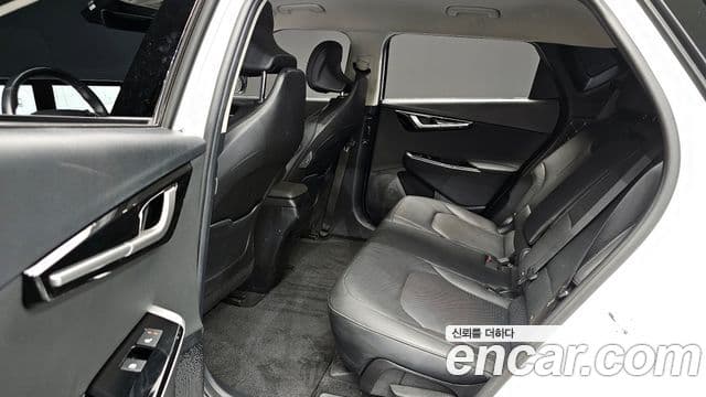 Kia EV6 Earth, 2023 12