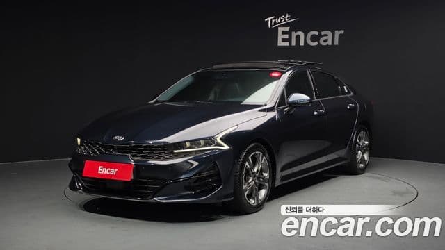 Kia K5 3세대 Signature, 2021 1