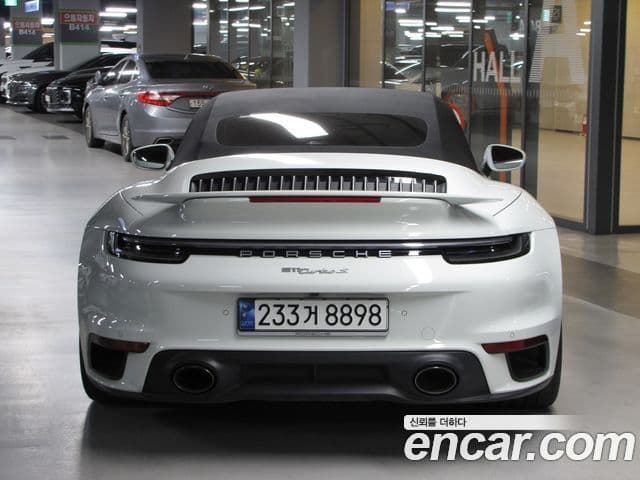 Porsche 911 (992) турбо S кабриолет, 2021 3
