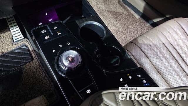 Kia K8 гибрид Signature, 2022 9