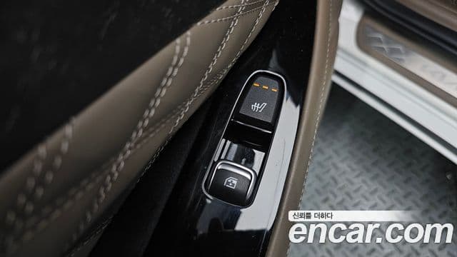 Kia K8 гибрид Signature, 2022 18