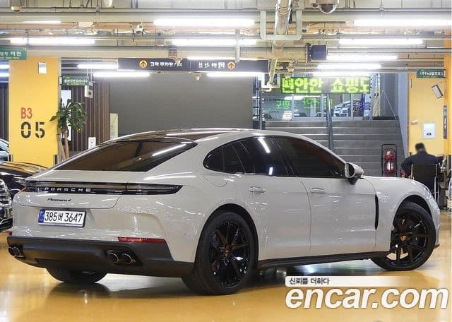 Porsche Panamera (976), 2025 2