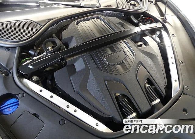 Porsche Panamera (976), 2025 6