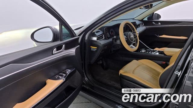 Kia K5 3세대 Prestige, 2020 10