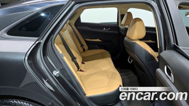 Kia K5 3세대 Prestige, 2020 12