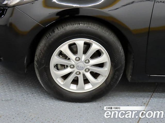 Kia K3 Luxury, 2013 18