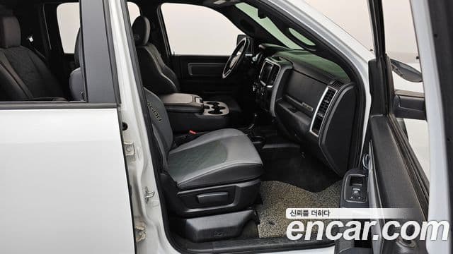 Dodge 램픽업, 2017 11