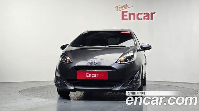 Toyota 프리우스 C, 2019 3