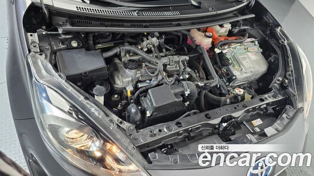 Toyota 프리우스 C, 2019 6