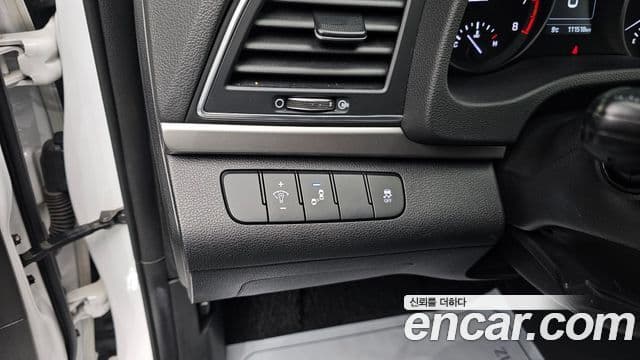 Hyundai Avante AD 1.6 GDI Value Plus, 2018 15